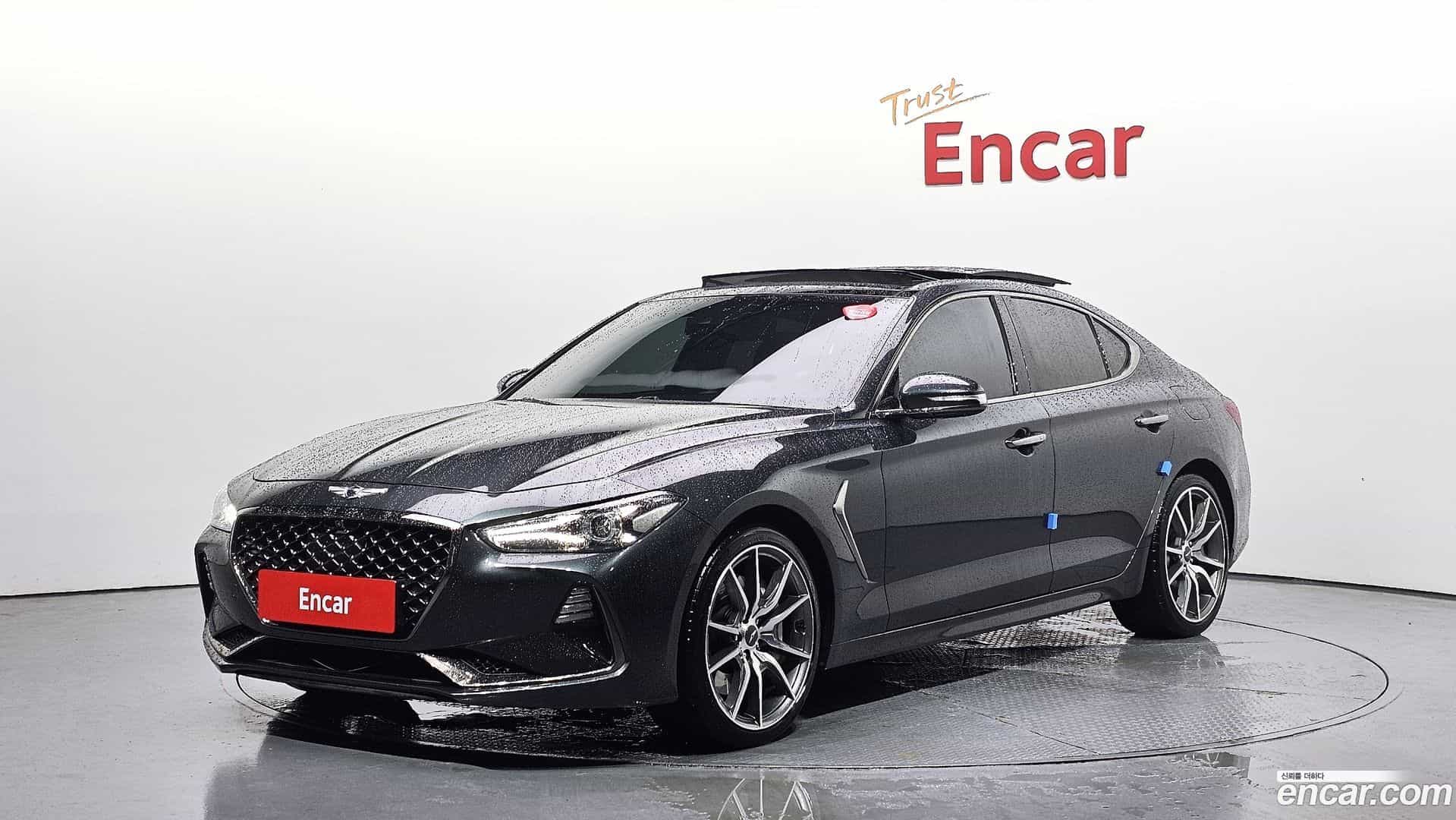 G70 Genesis 2018.0-OUTER-001