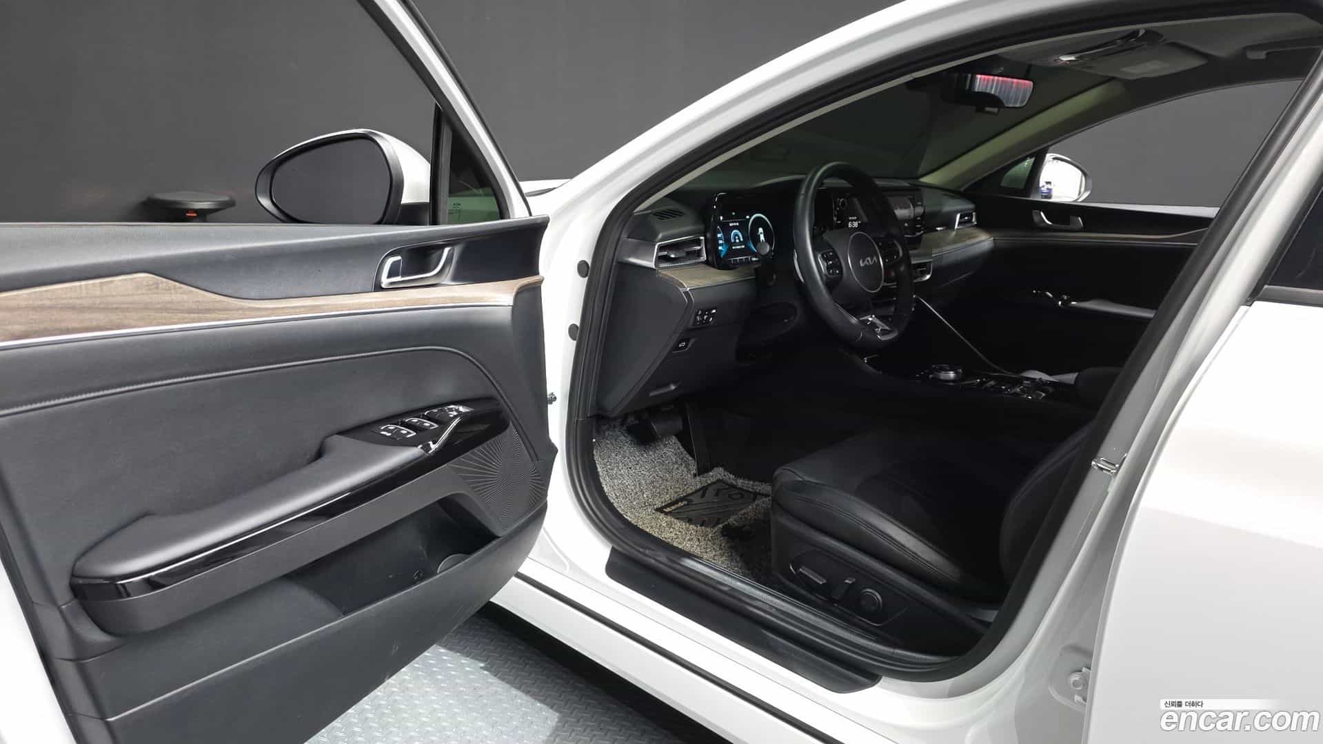 K5 Kia 2022.2-INNER-010