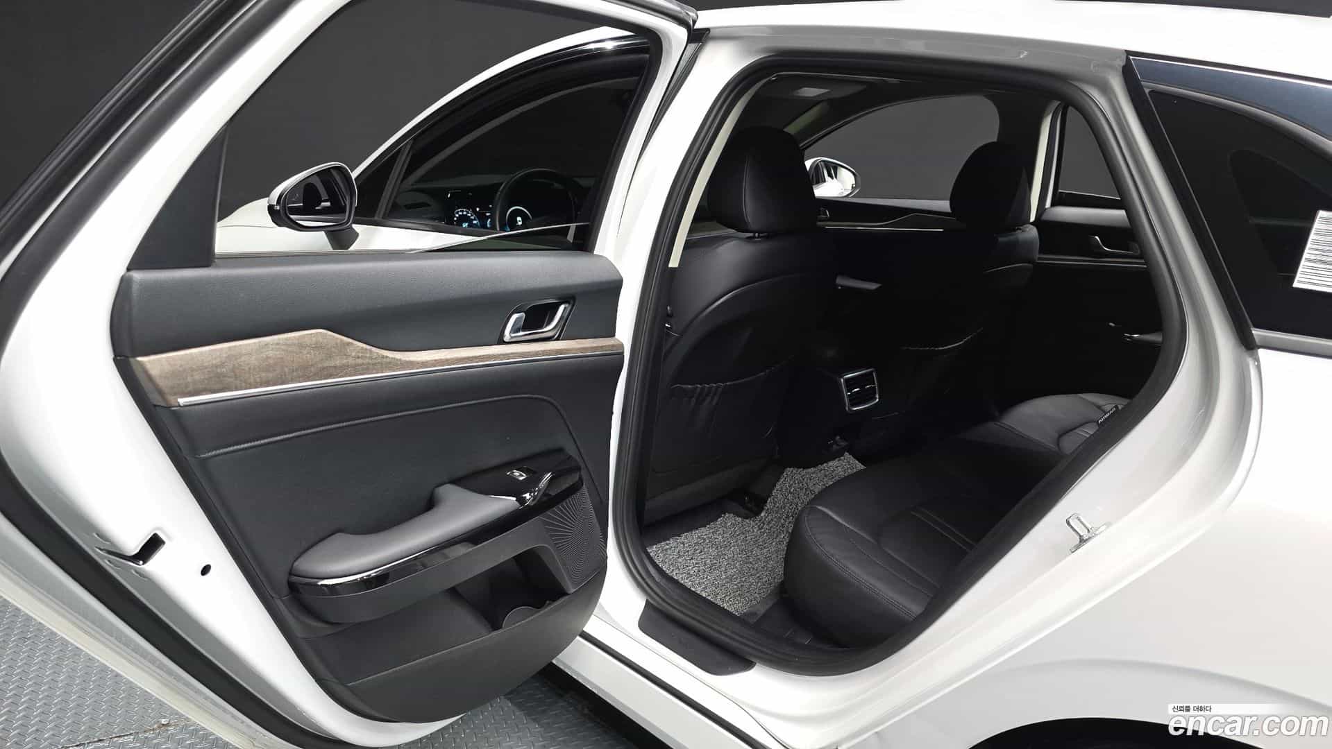 K5 Kia 2022.2-INNER-036