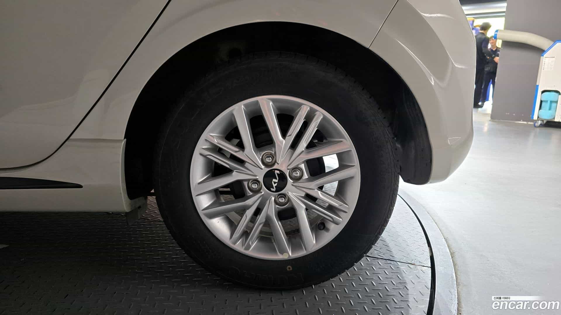 morning Kia 2023.4-OUTER-031