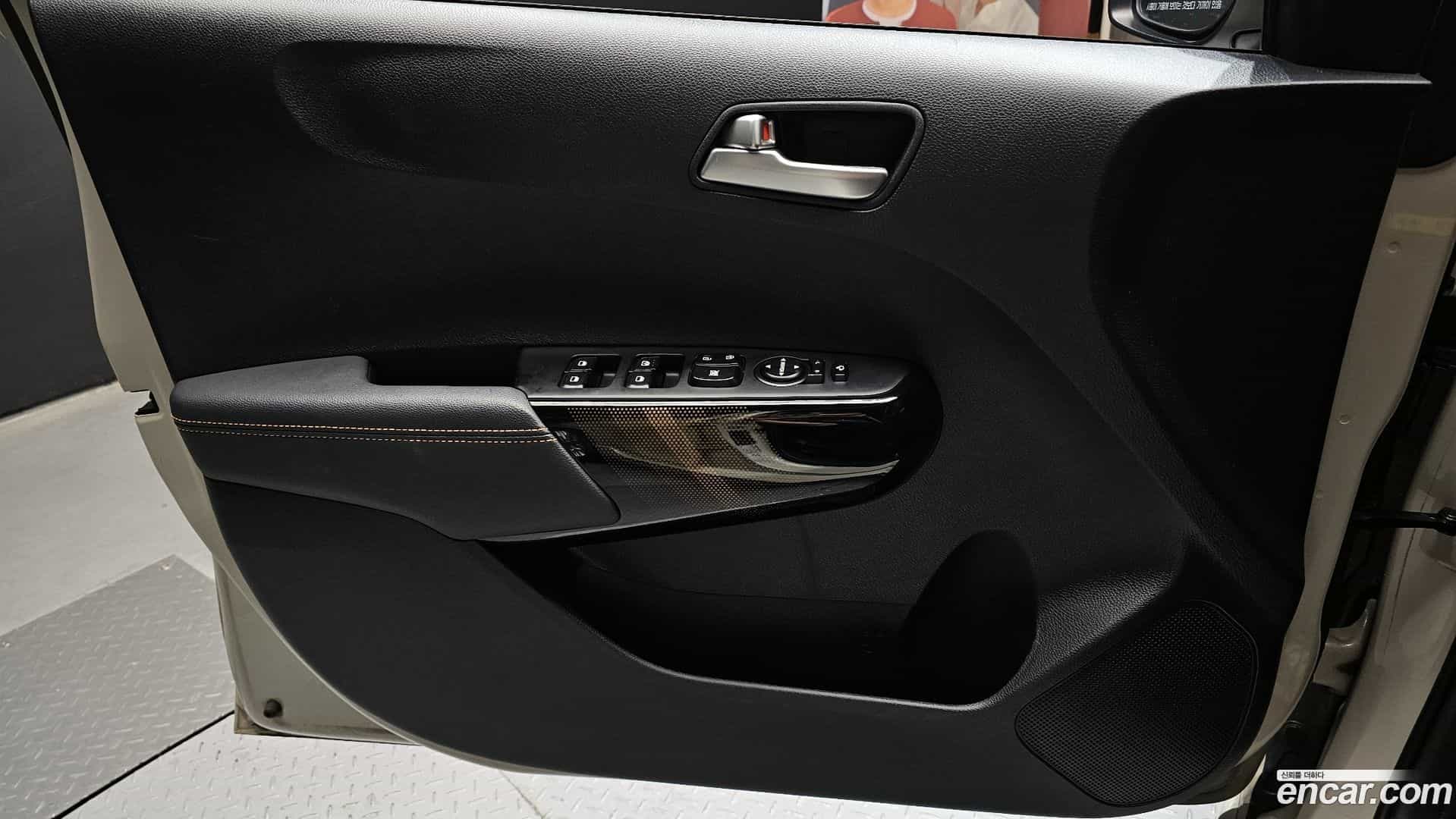 morning Kia 2023.4-INNER-034