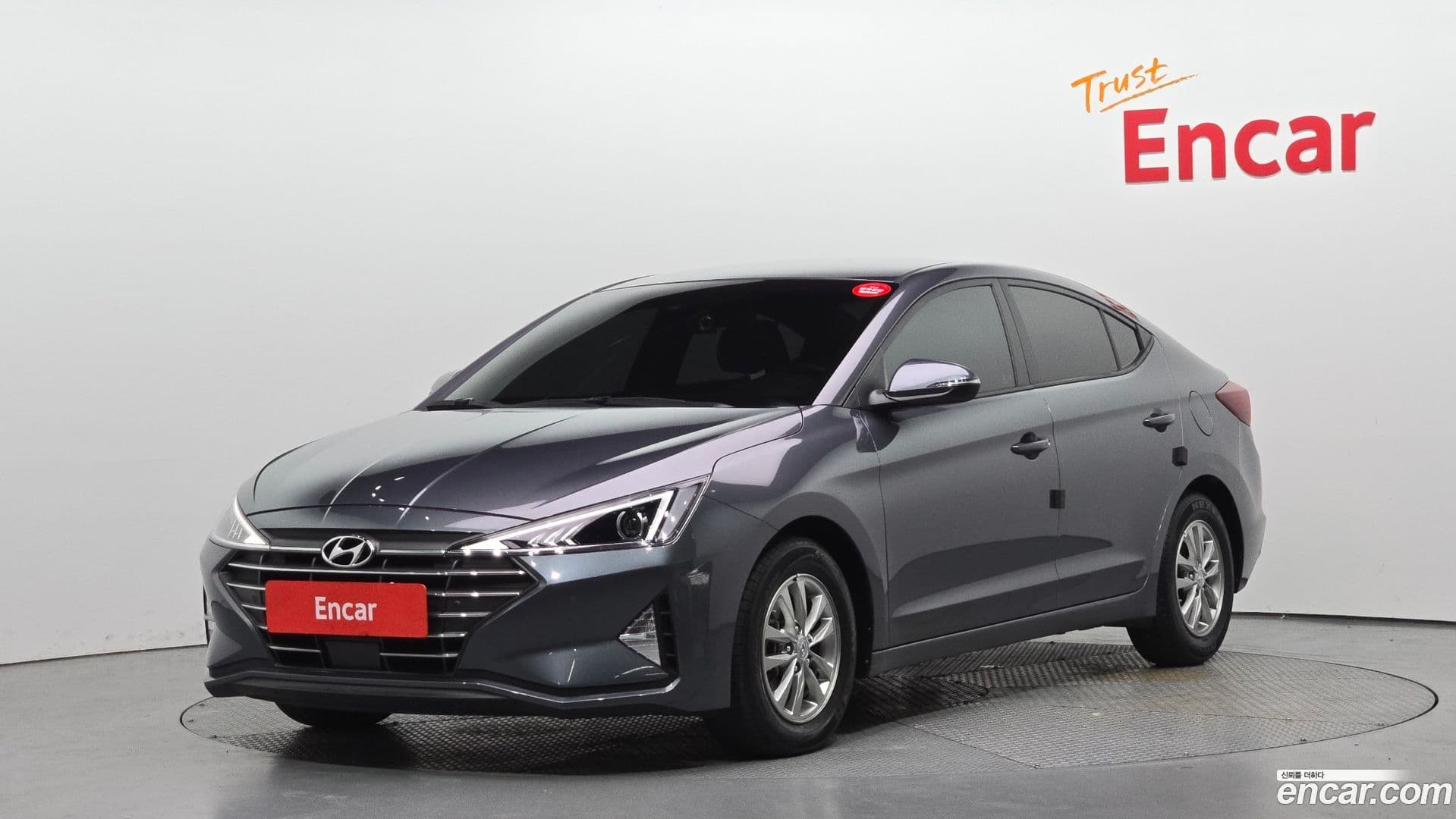 Main__Slider__Photo:AVANTE Hyundai 2019.7-0