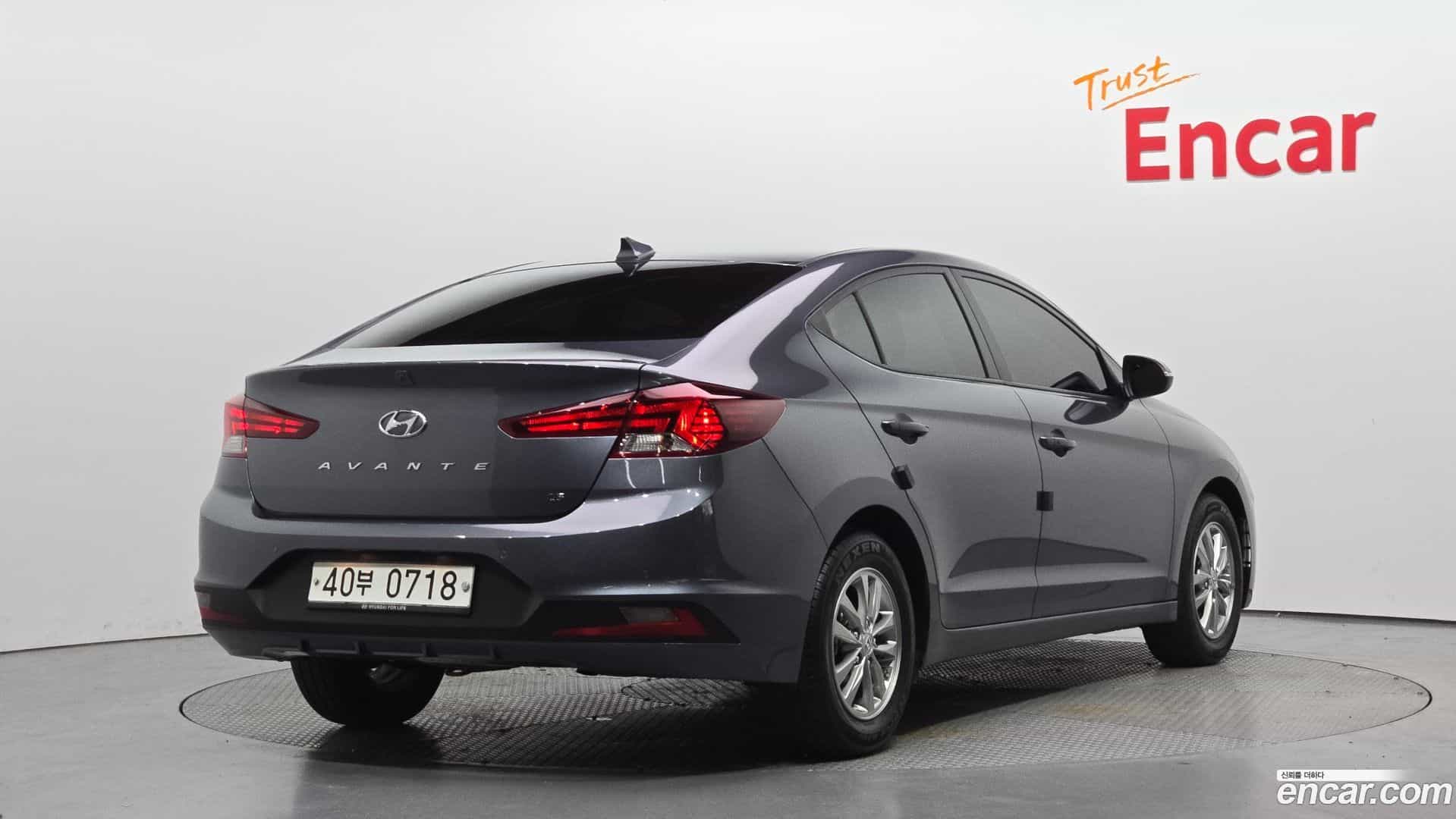 AVANTE Hyundai 2019.7-OUTER-002