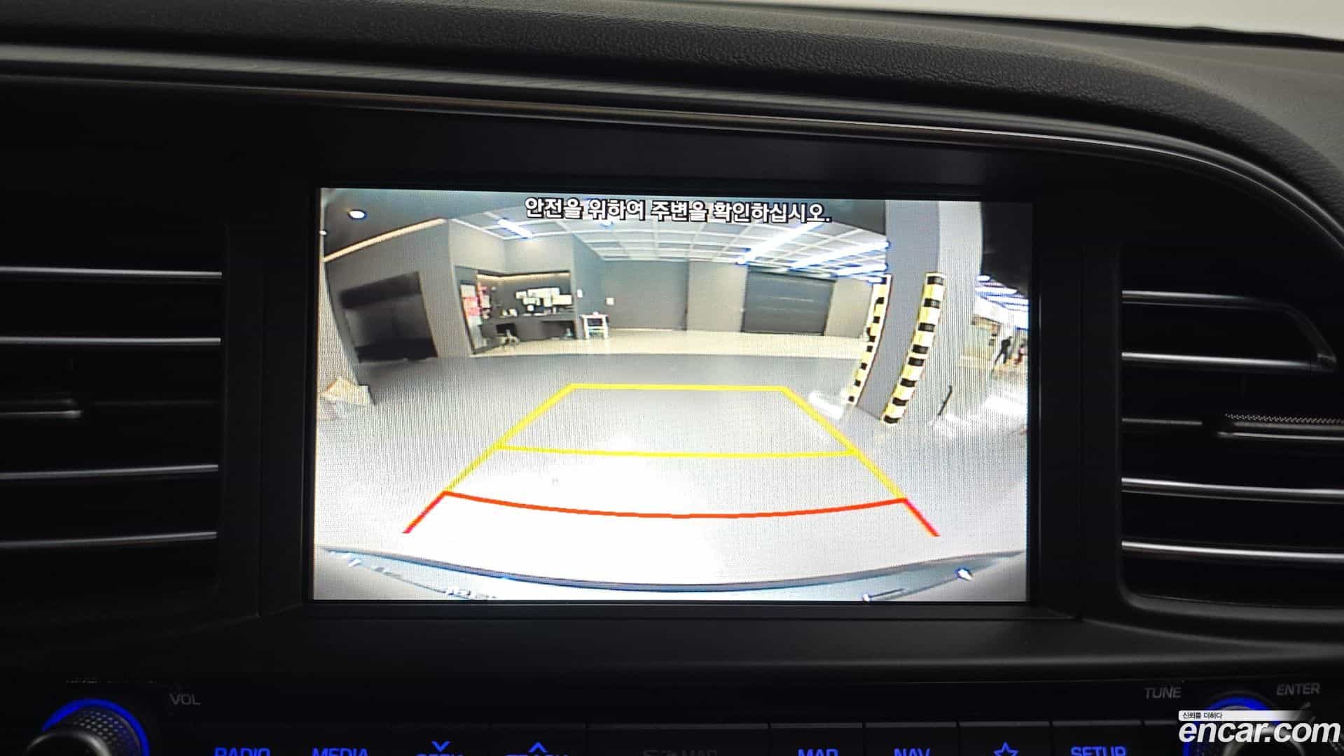 AVANTE Hyundai 2019.7-OPTION-019