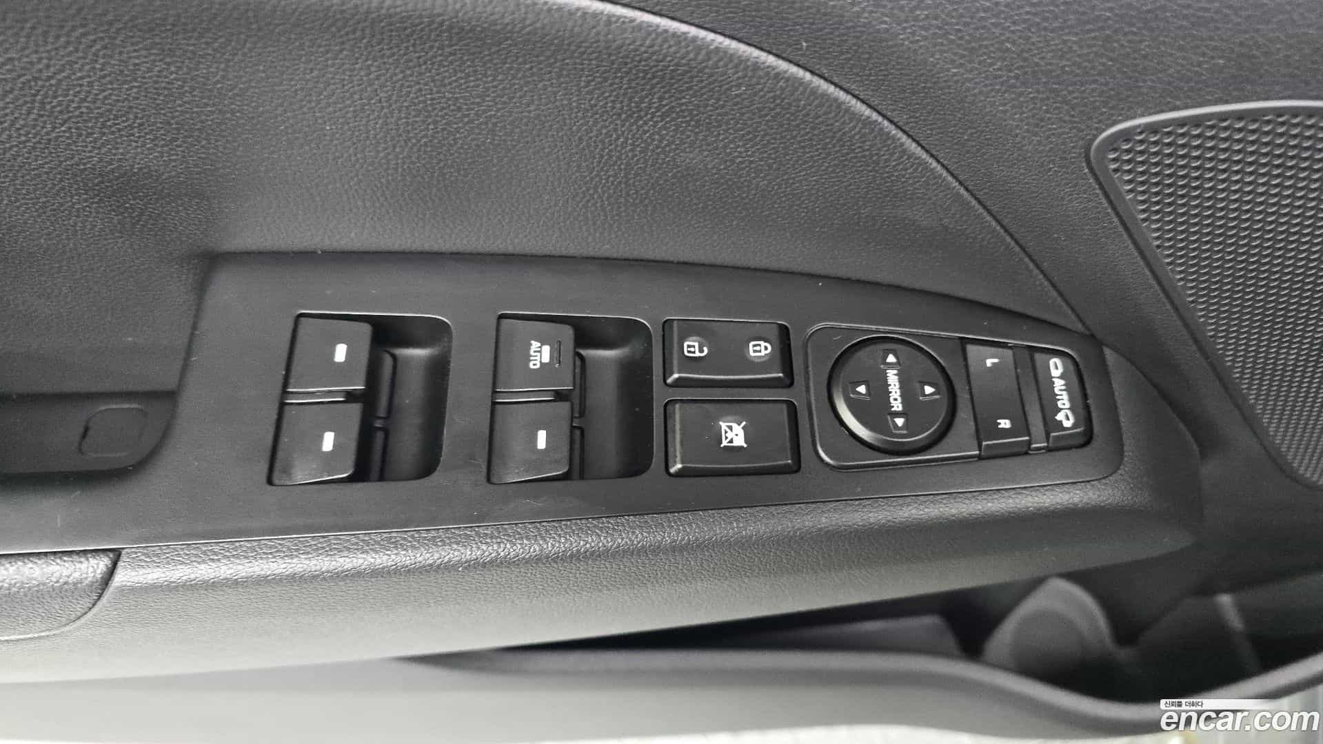 AVANTE Hyundai 2019.7-OPTION-042
