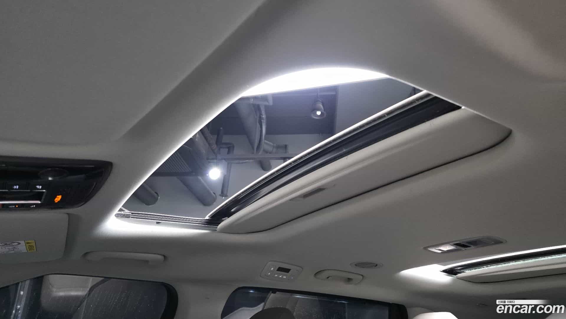 Canival Kia 2024.2-OPTION-021