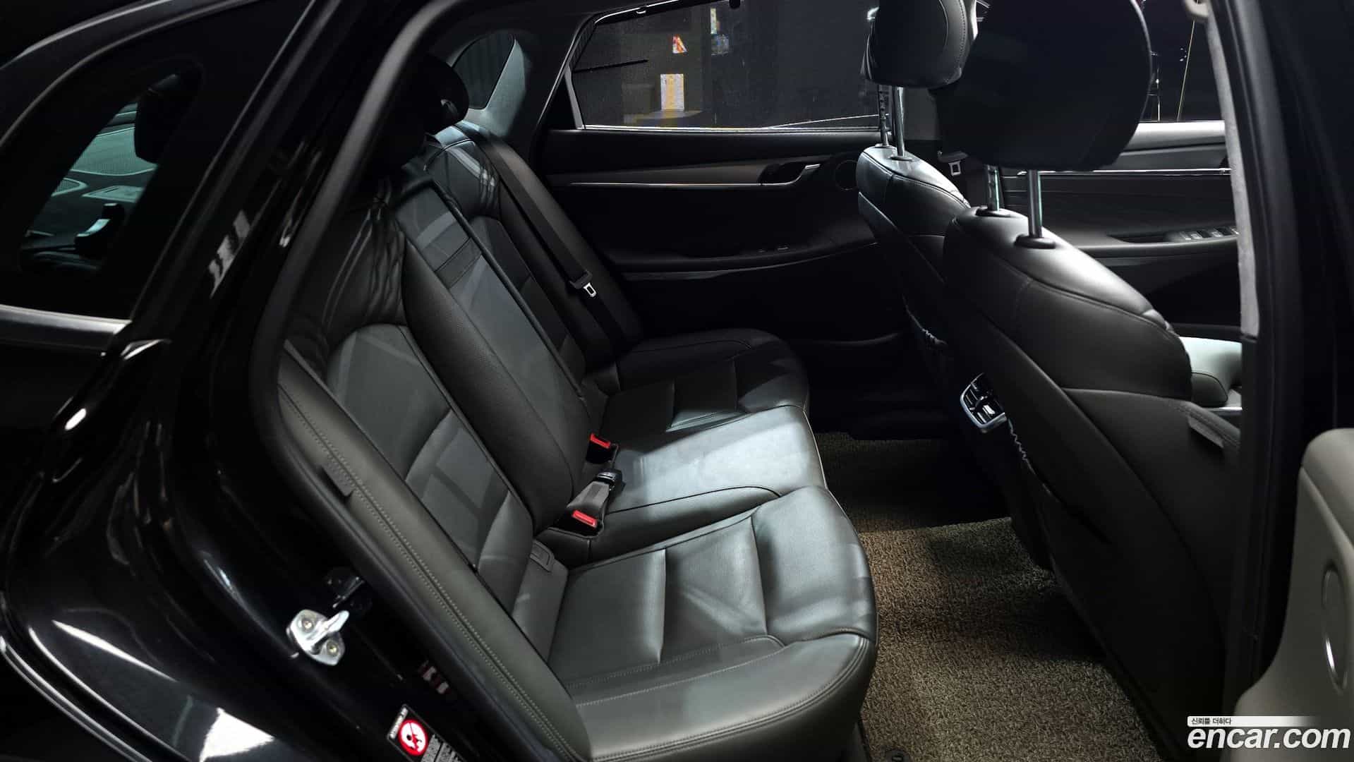 Grandeur Hyundai 2021.3-OPTION-015