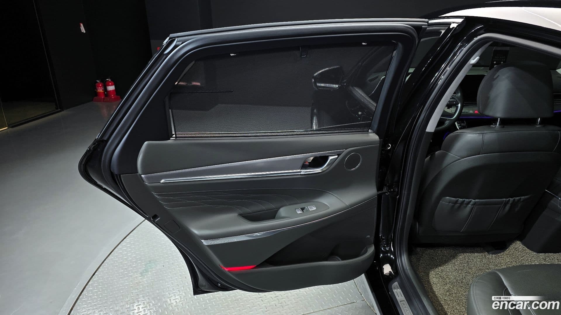 Main__Slider__Photo:Grandeur Hyundai 2021.3-24