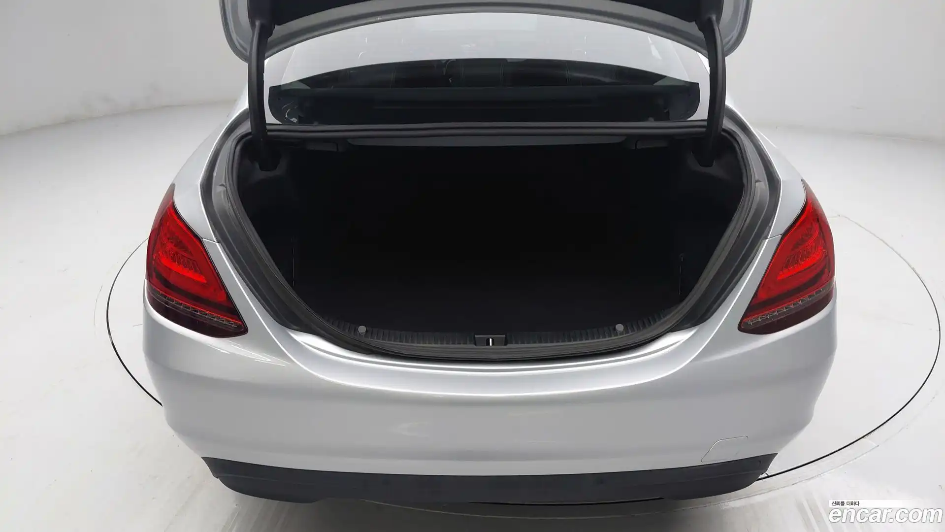 C-Class Mercedes-Benz 2019.11-OPTION-016