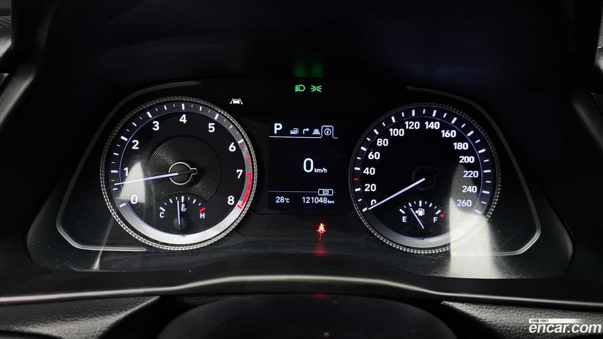 Sonata Hyundai 2019.4-INNER-008