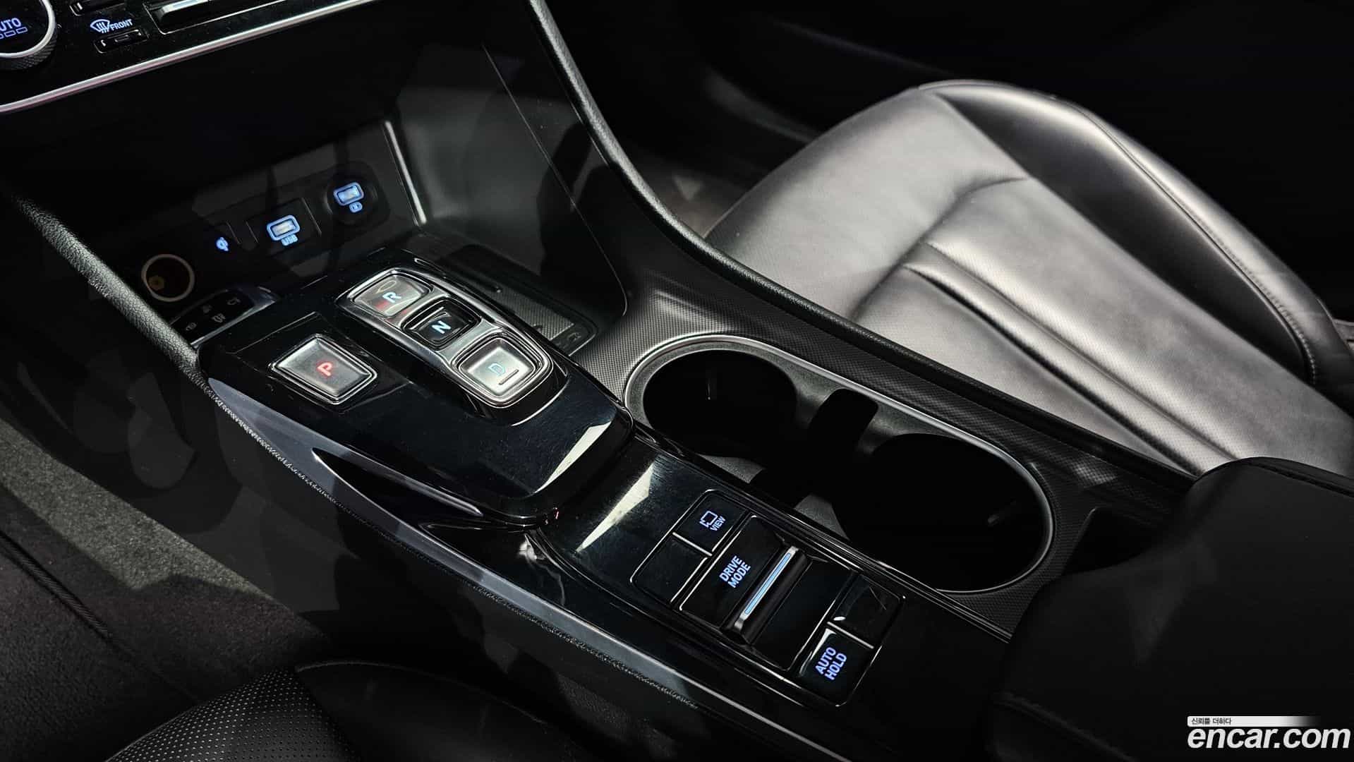 Sonata Hyundai 2019.4-INNER-009