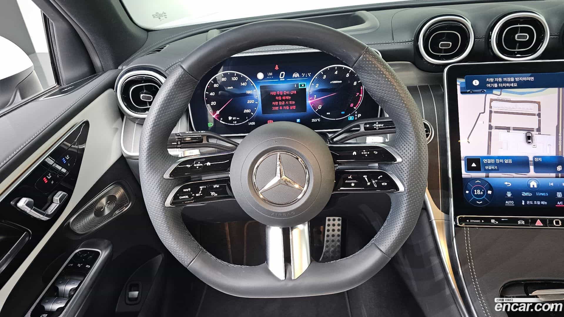 GLC-Class Mercedes-Benz 2024.6-OPTION-017