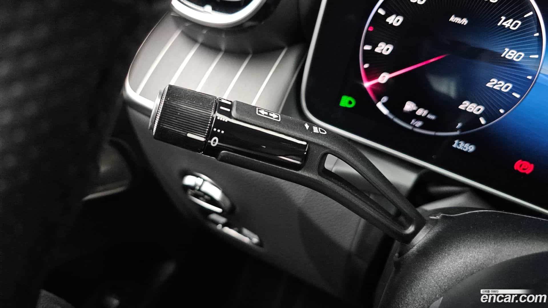 GLC-Class Mercedes-Benz 2024.6-OPTION-023