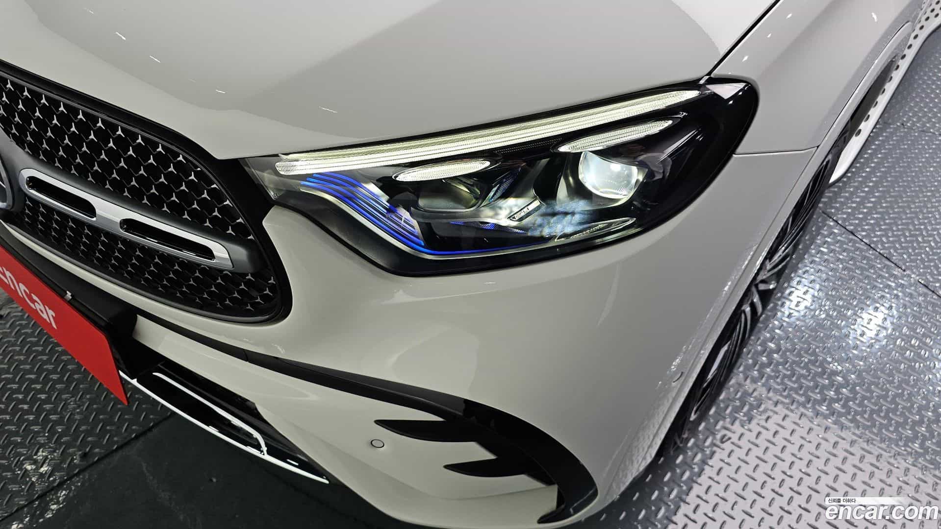GLC-Class Mercedes-Benz 2024.6-OUTER-032