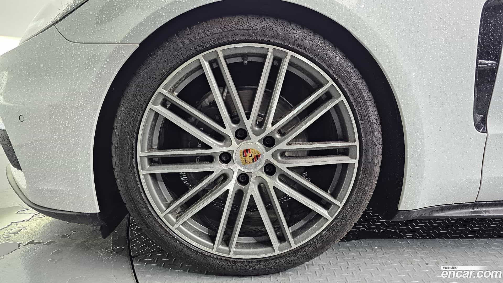 Panamera Porsche 2018.11-OUTER-005