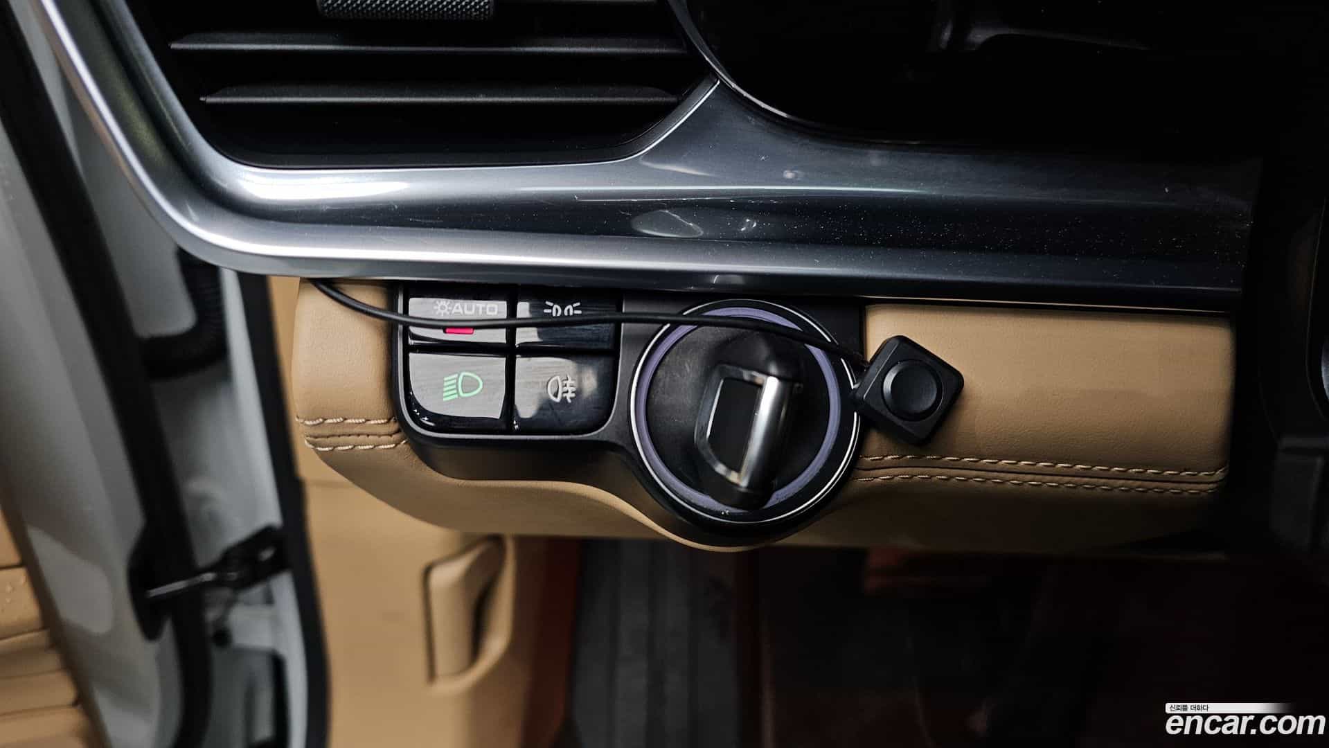 Panamera Porsche 2018.11-OPTION-017
