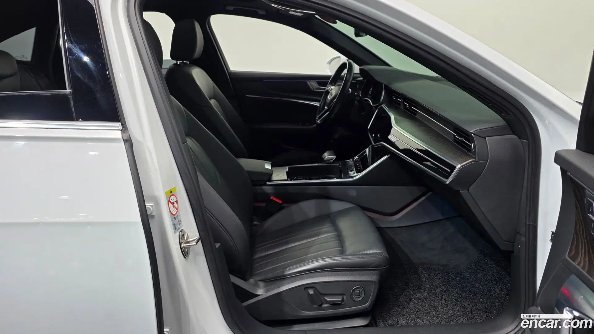 A6 Audi 2019.11-OPTION-015