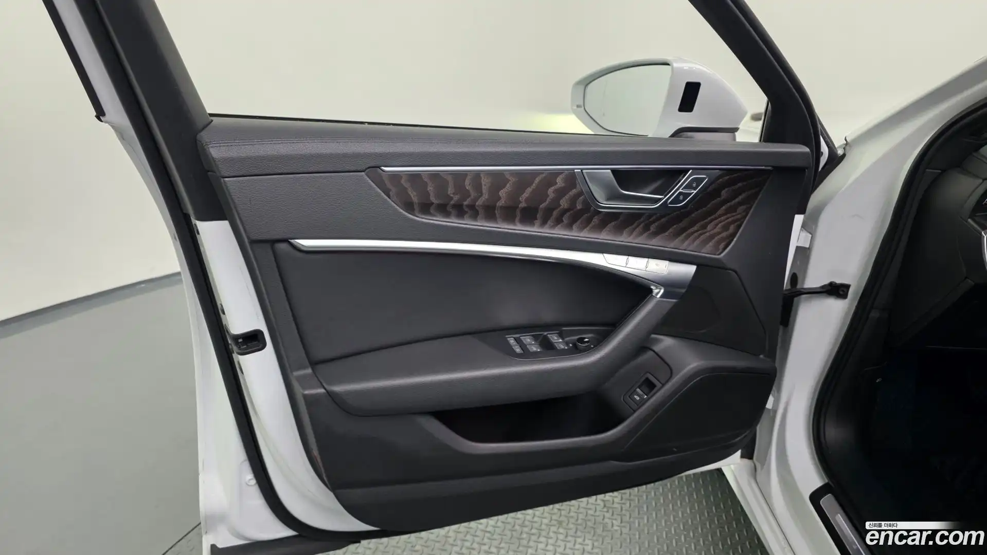 A6 Audi 2019.11-INNER-034