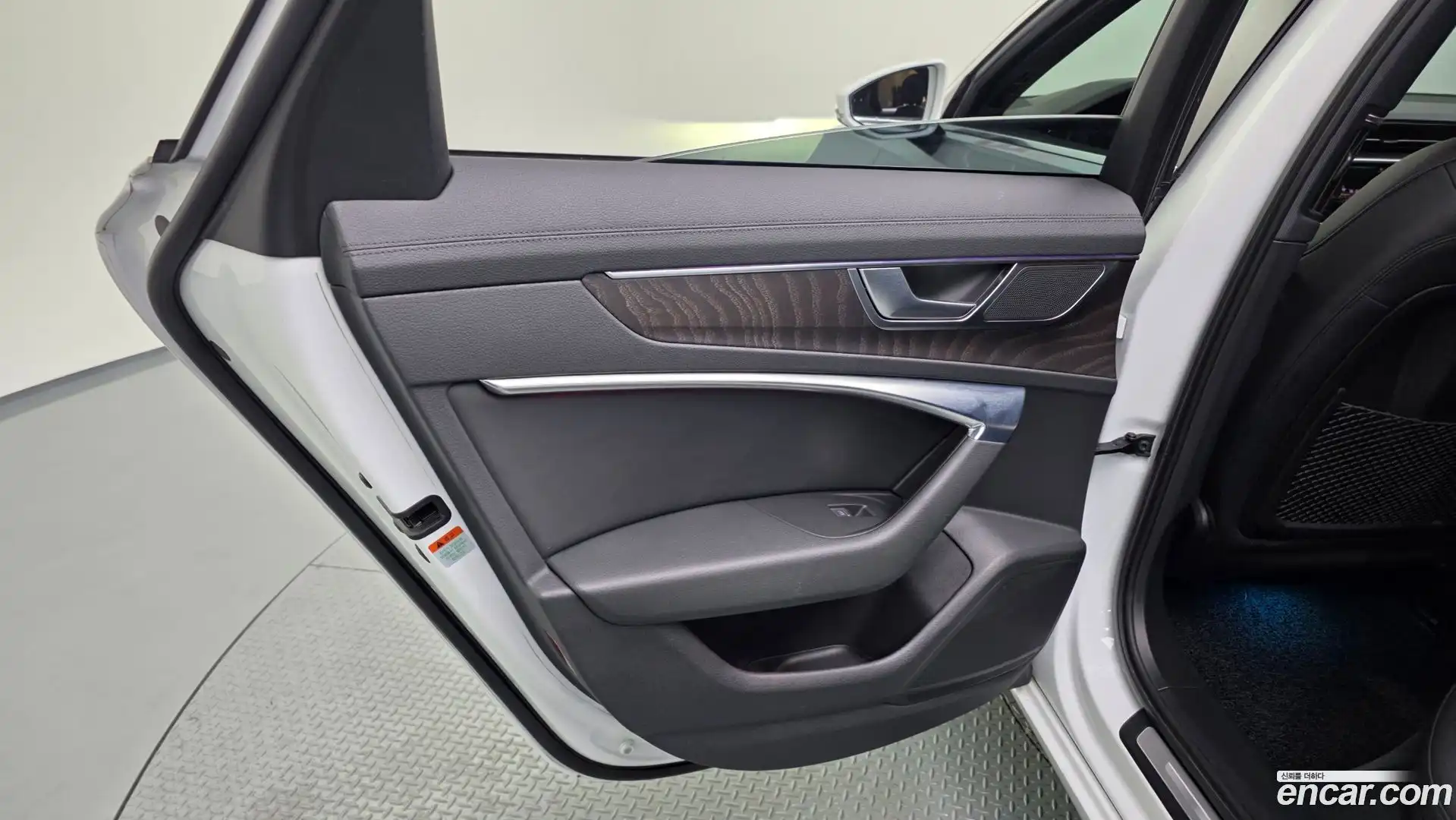 A6 Audi 2019.11-INNER-035