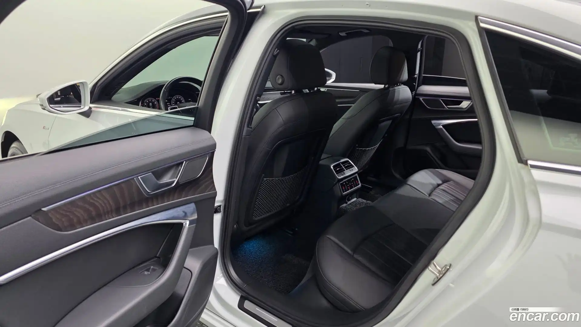 A6 Audi 2019.11-INNER-036