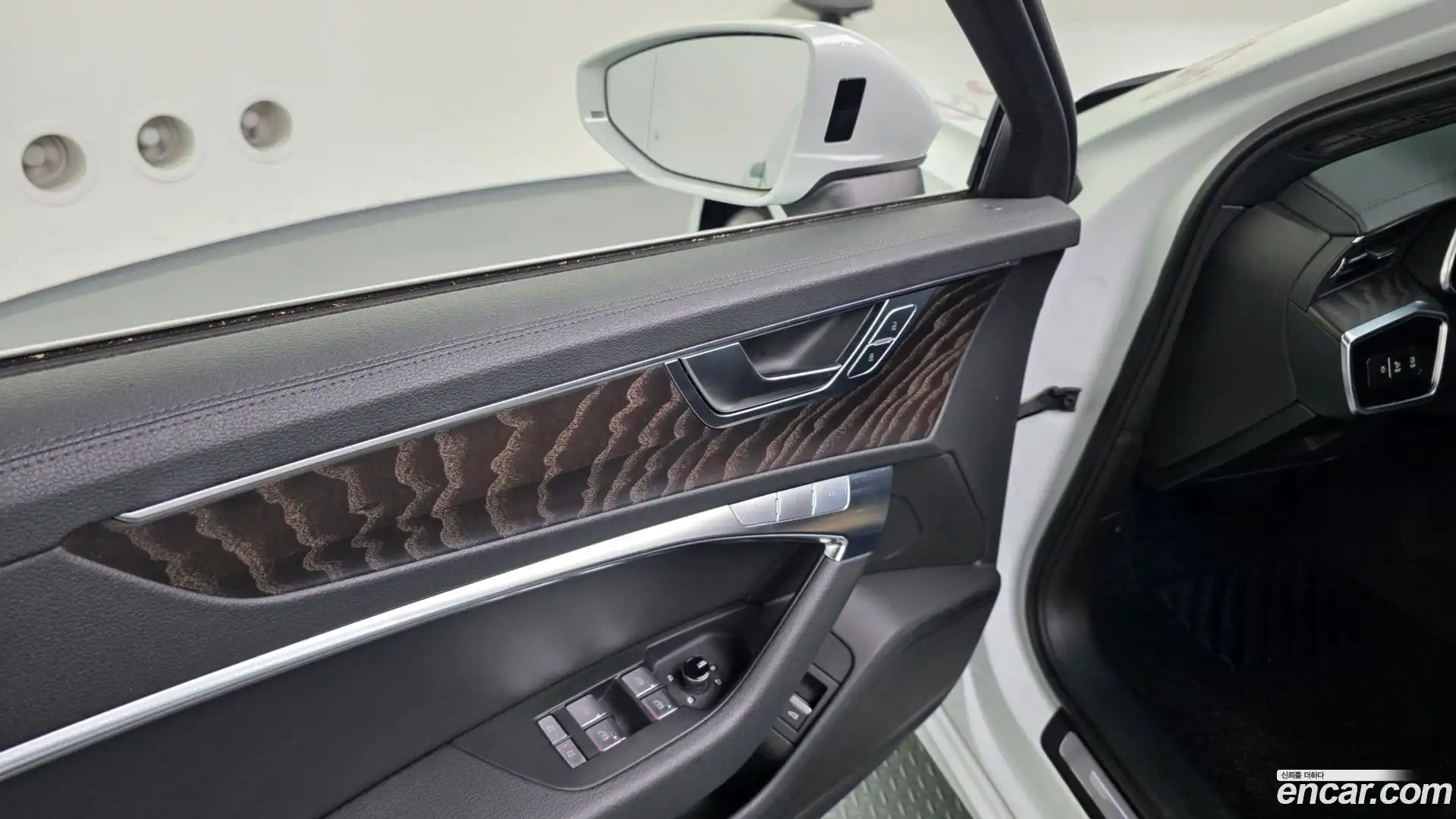 A6 Audi 2019.11-OPTION-040