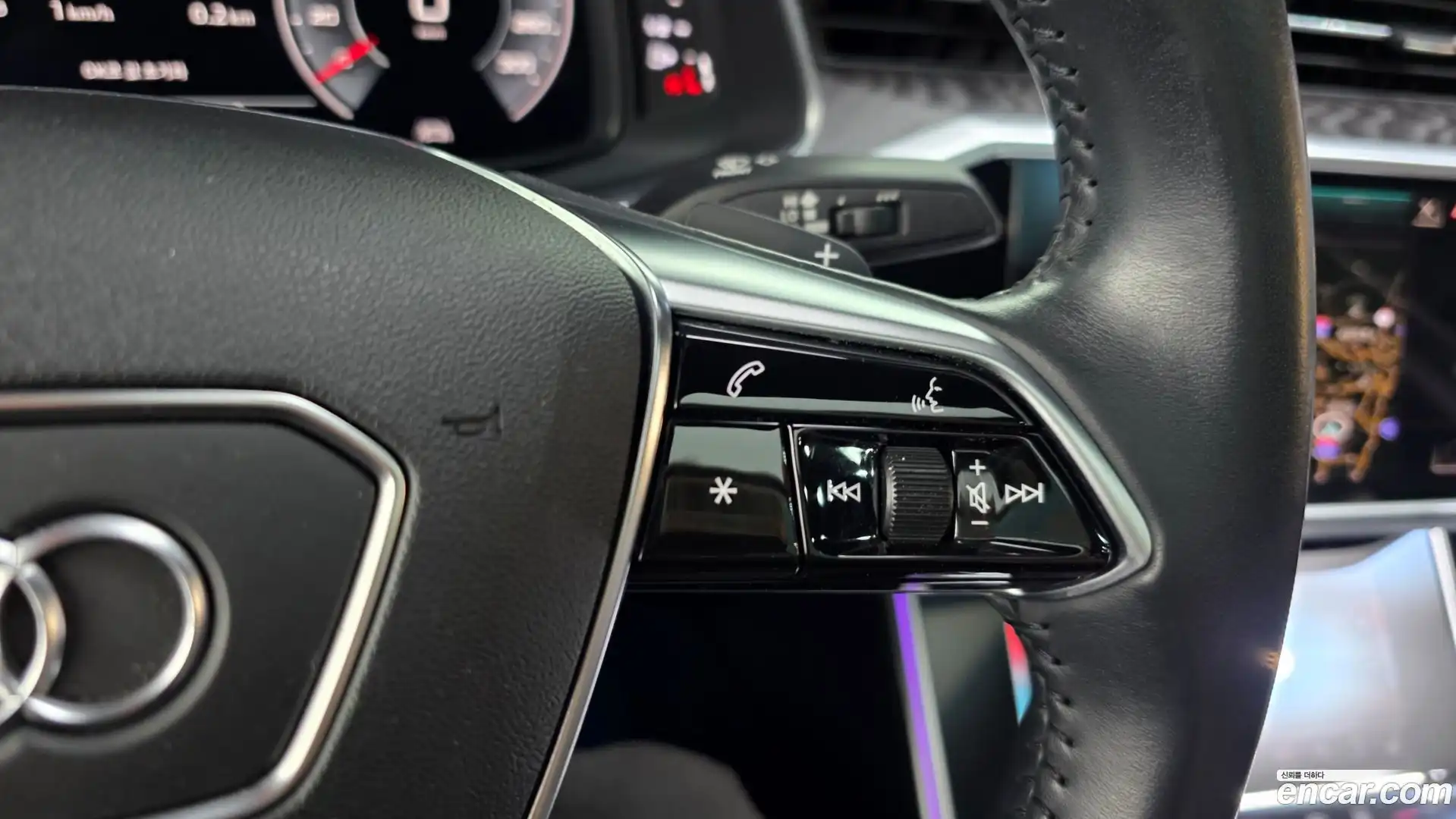 A6 Audi 2019.11-OPTION-047