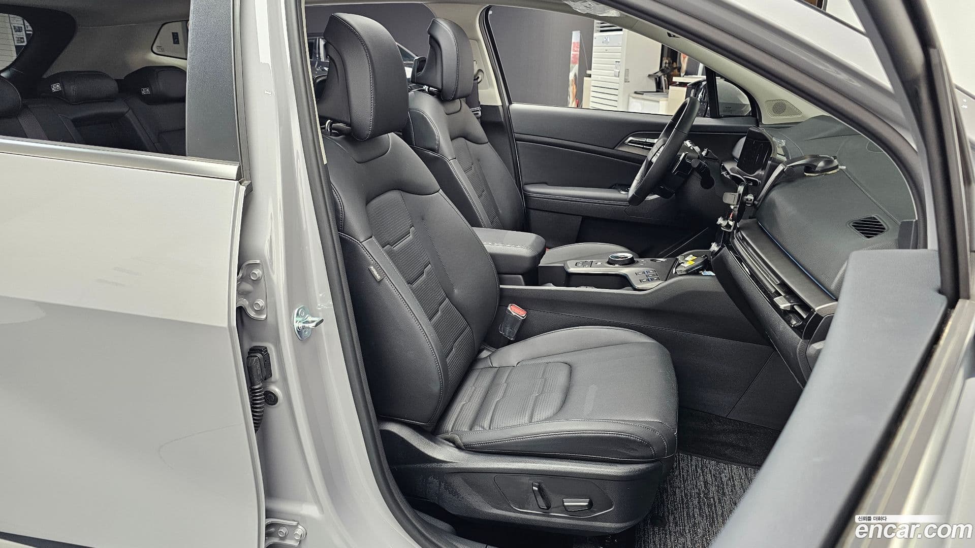 Main__Slider__Photo:Sportage Kia 2025.2-25