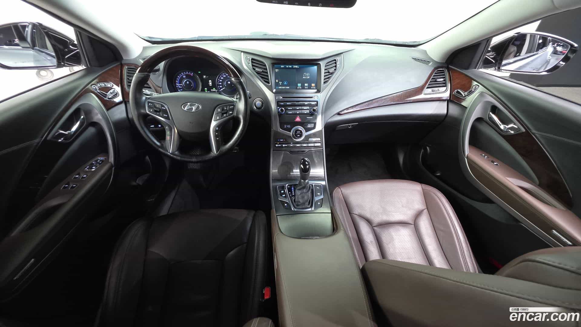 Grandeur Hyundai 2015.2-INNER-007