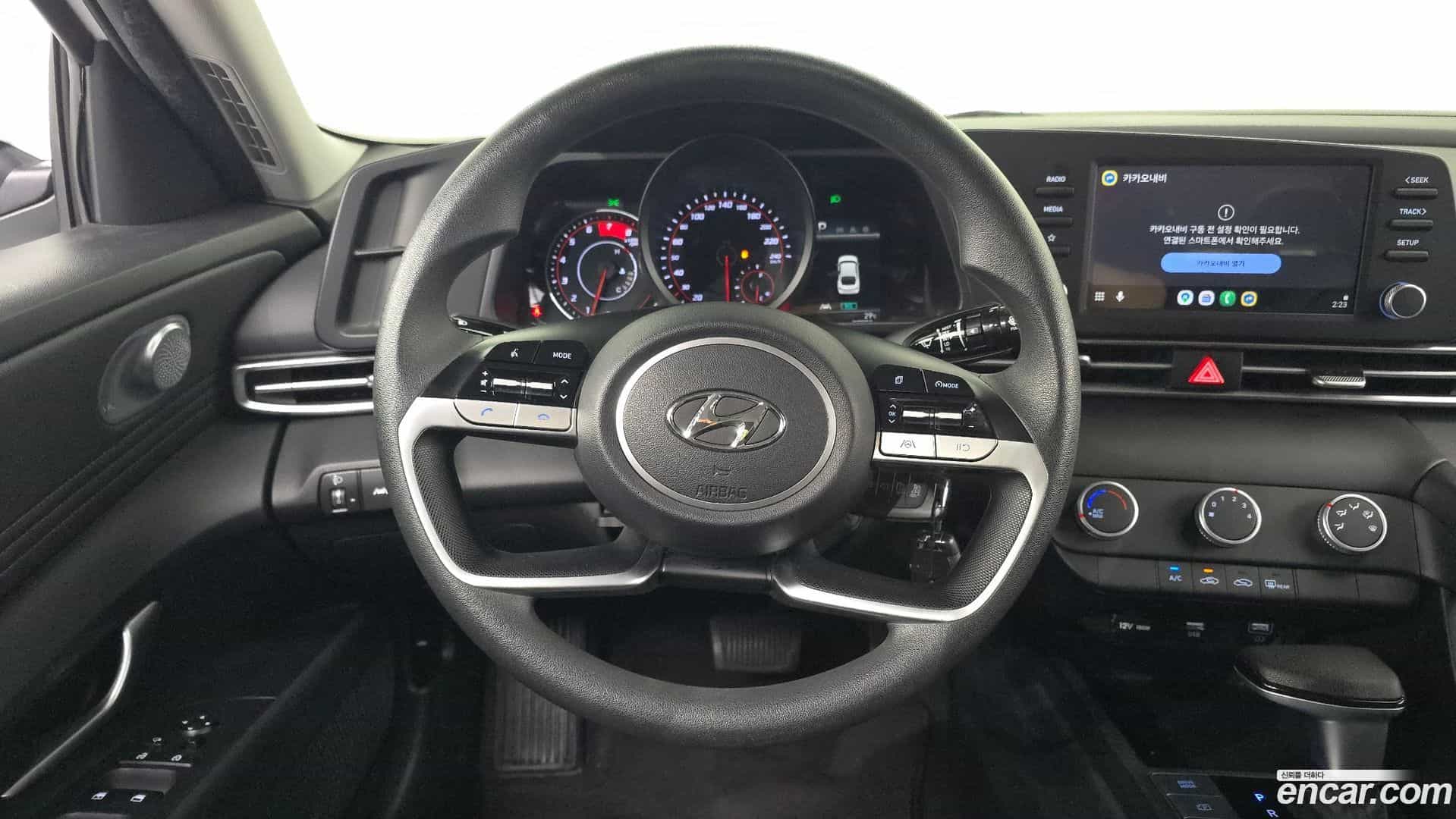 AVANTE Hyundai 2022.3-OPTION-017