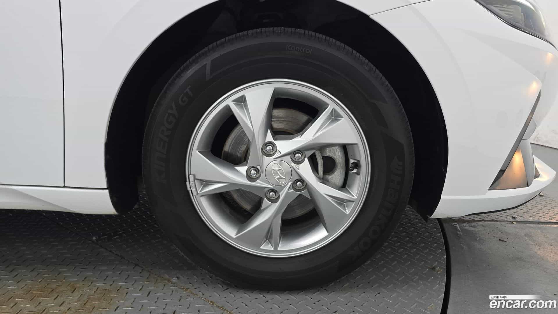AVANTE Hyundai 2022.3-OUTER-031