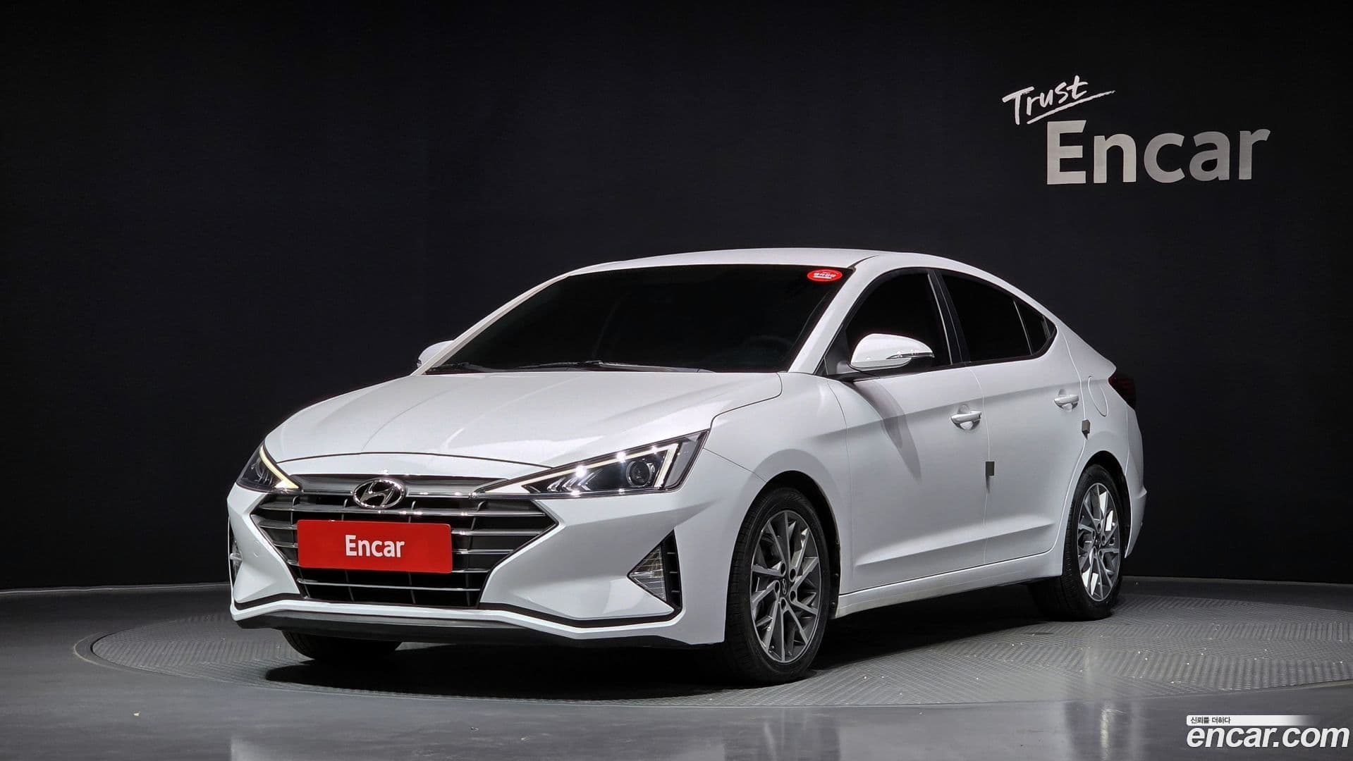 Main__Slider__Photo:AVANTE Hyundai 2019.11-0