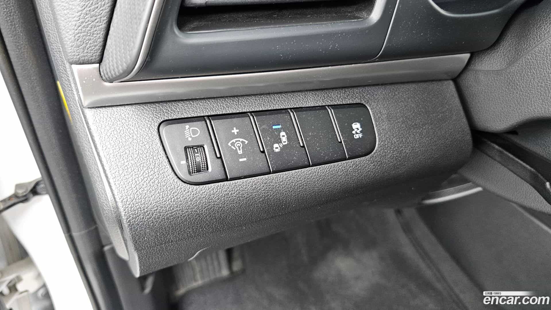 AVANTE Hyundai 2019.11-OPTION-021