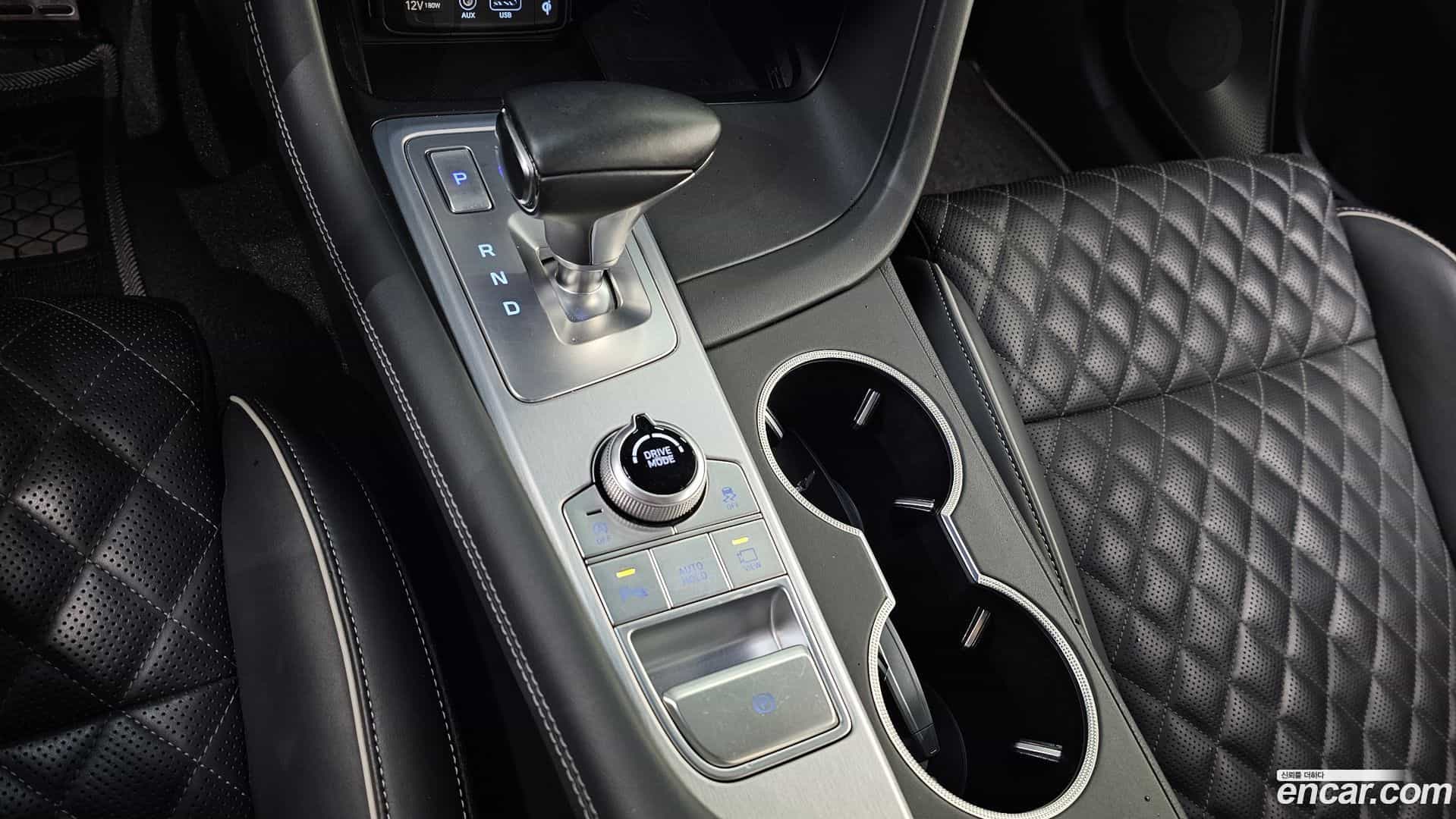 G70 Genesis 2019.0-INNER-009