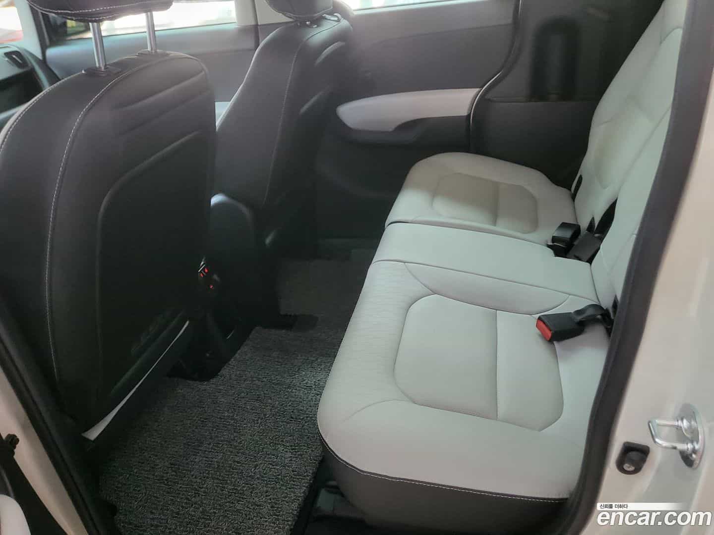 RAY Kia 2023.0-OPTION-019