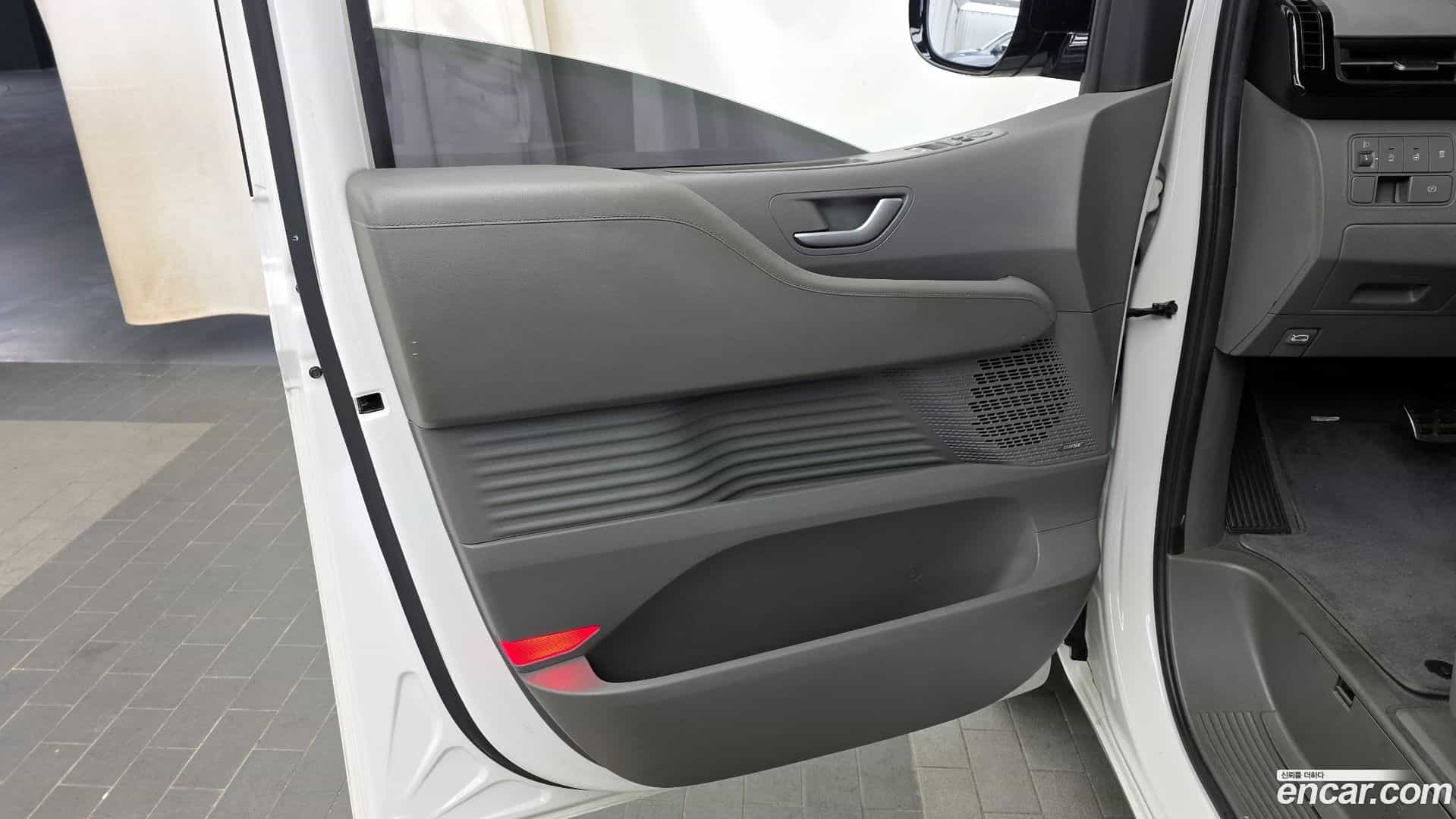 Staria Hyundai 2021.4-INNER-034