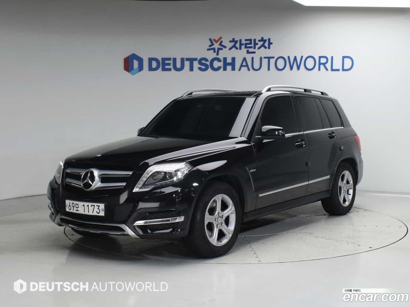 GLK-Class Mercedes-Benz 2015.1-OUTER-001