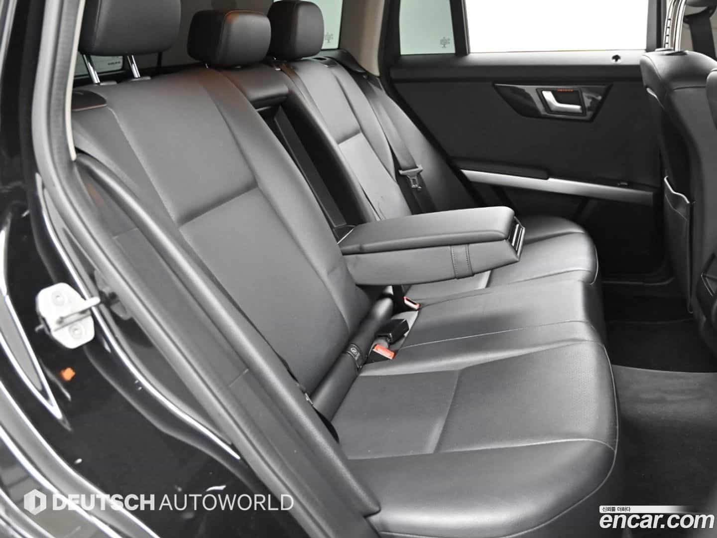 GLK-Class Mercedes-Benz 2015.1-OPTION-016