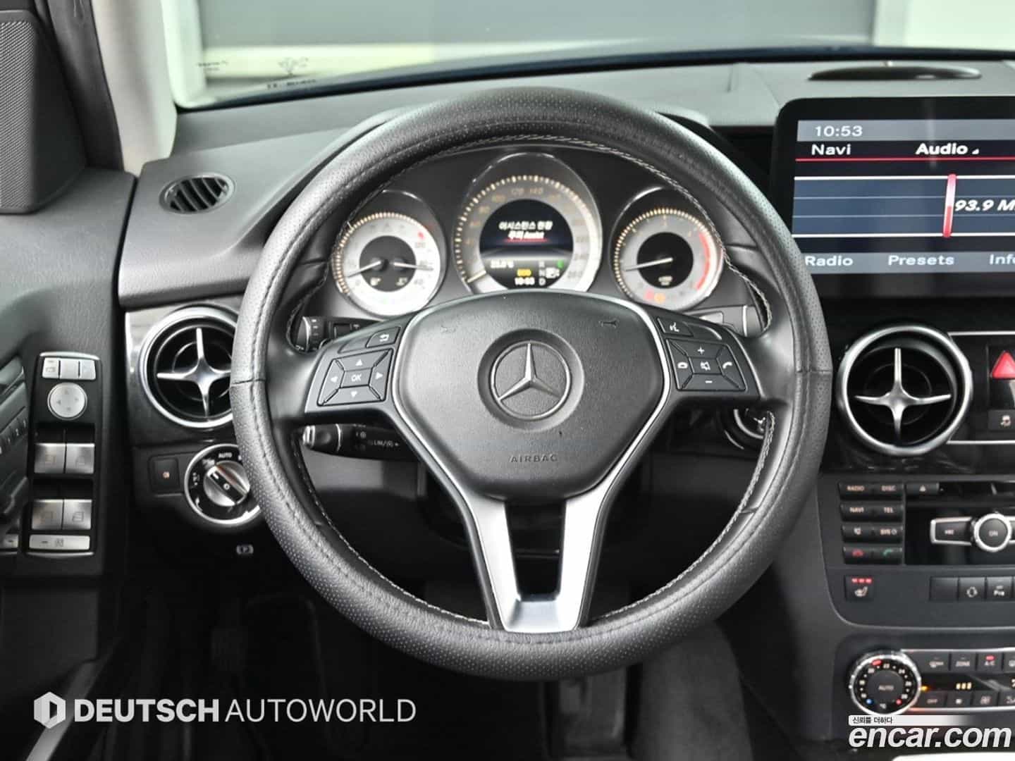 GLK-Class Mercedes-Benz 2015.1-OPTION-017