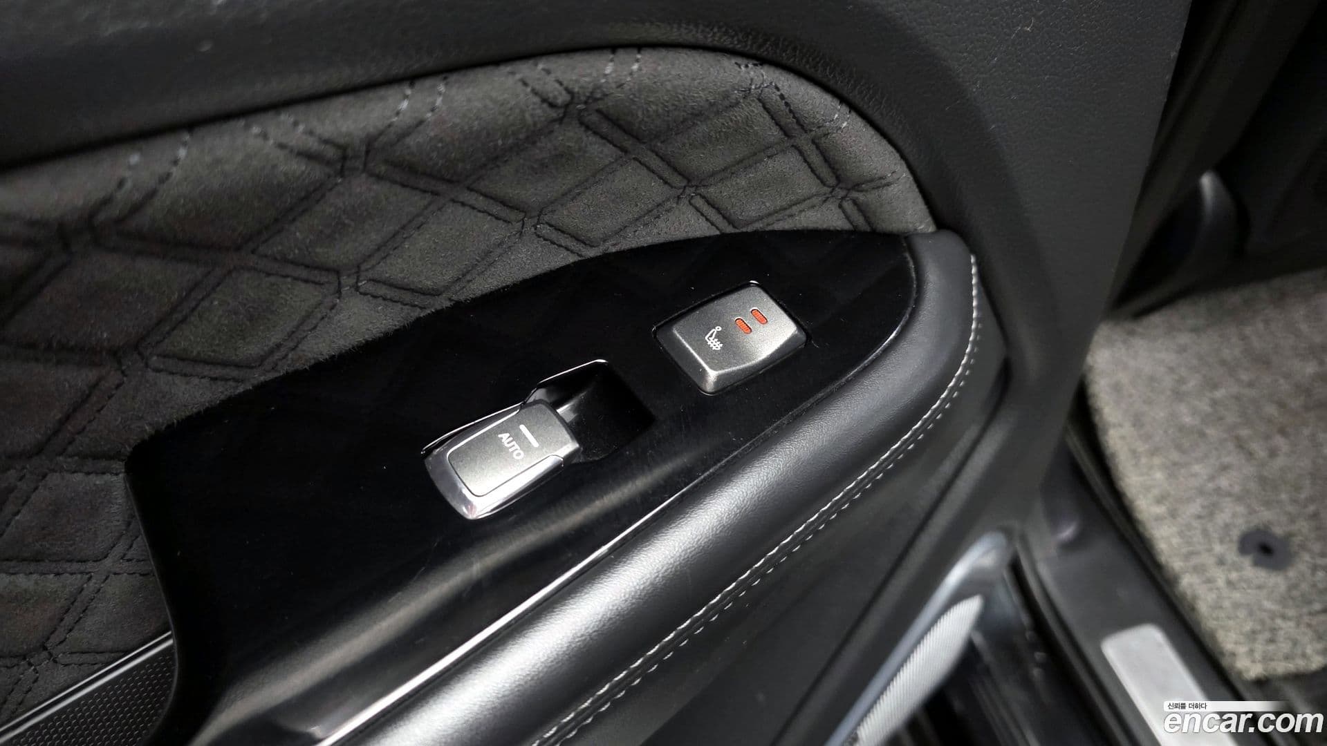 Main__Slider__Photo:Rexton KG Mobility 2020.11-27