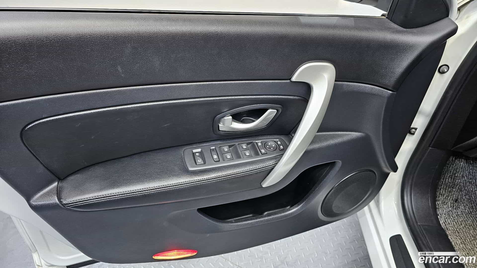 SM5 Renault Korea 2018.6-INNER-034