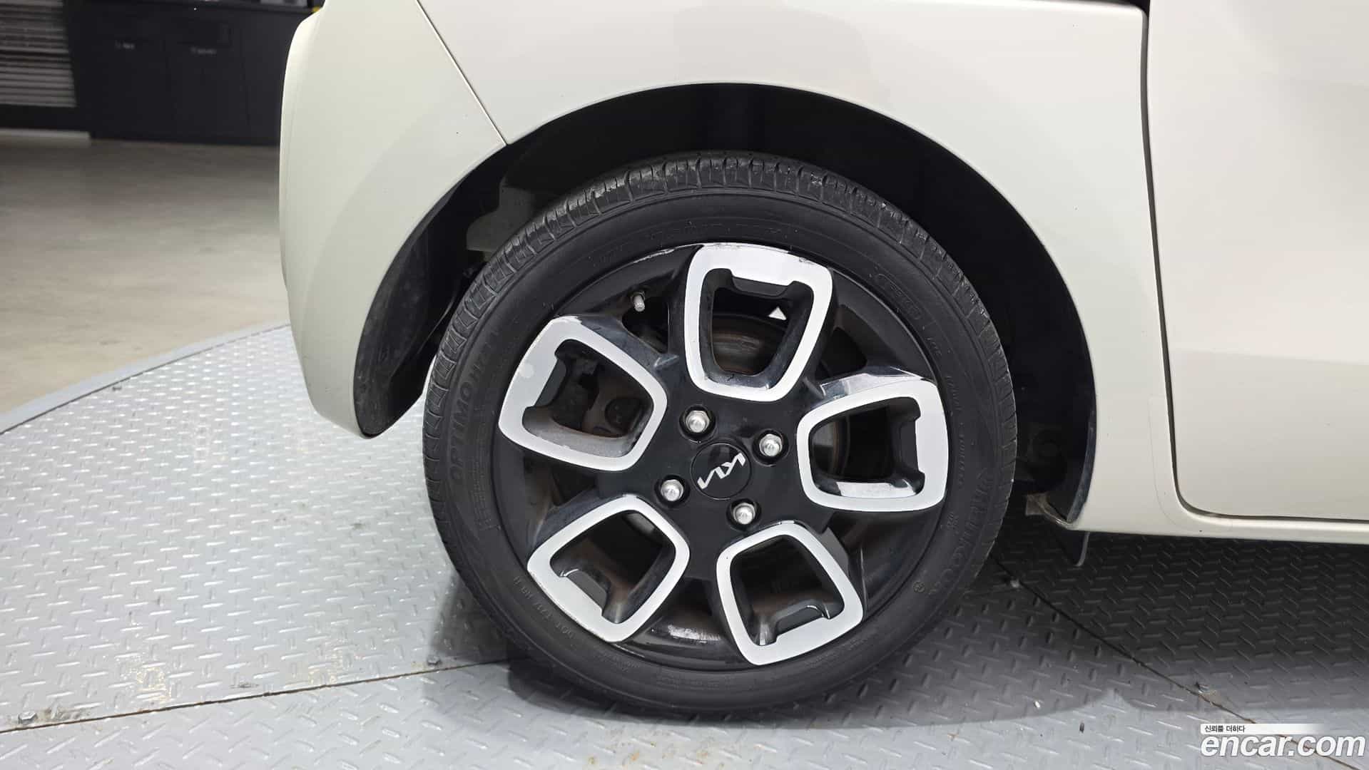 RAY Kia 2022.6-OUTER-005