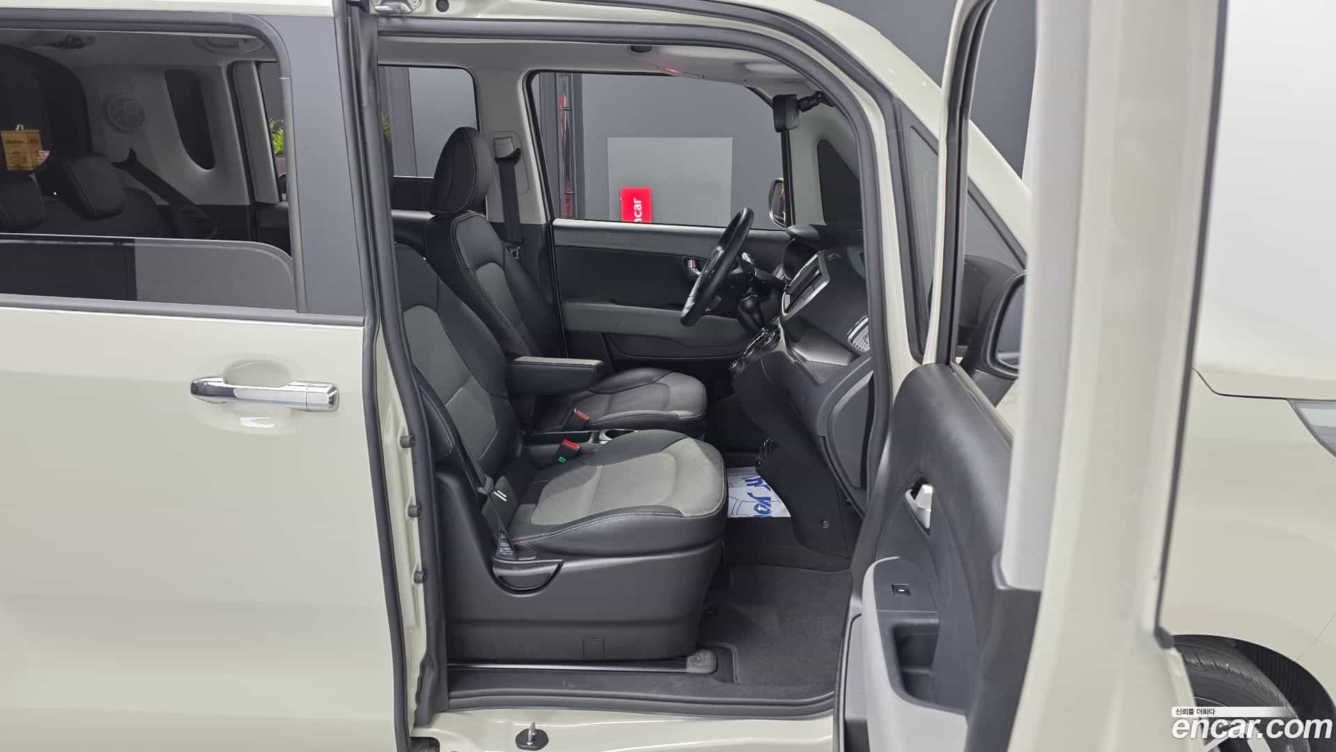 RAY Kia 2022.6-OPTION-015