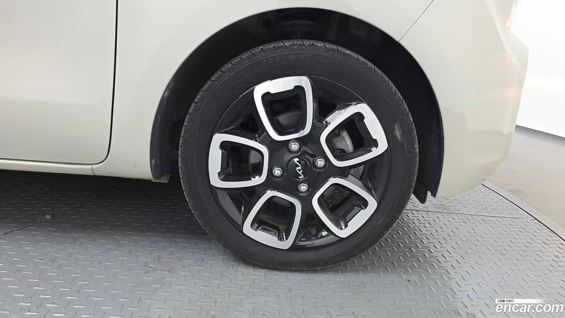 RAY Kia 2022.6-OUTER-031