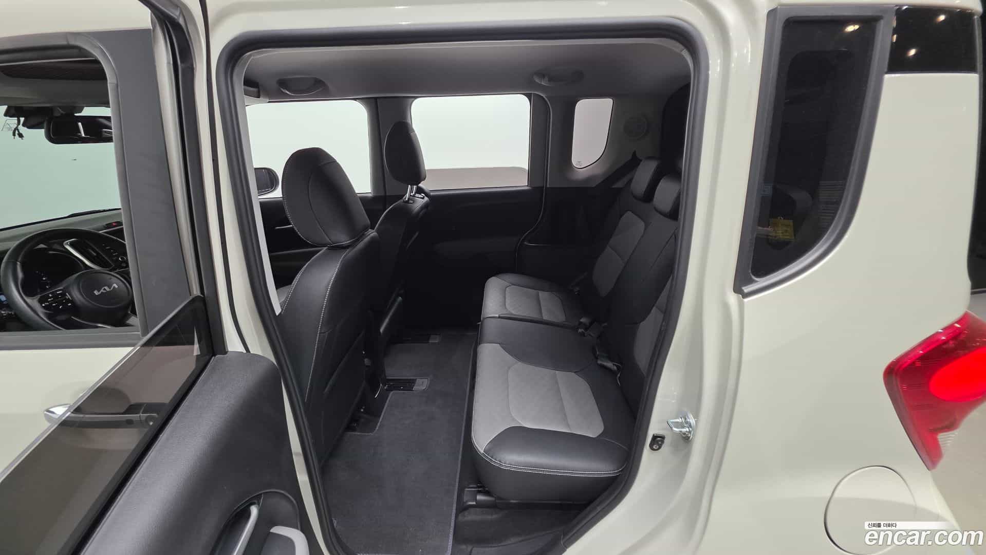 RAY Kia 2022.6-INNER-036