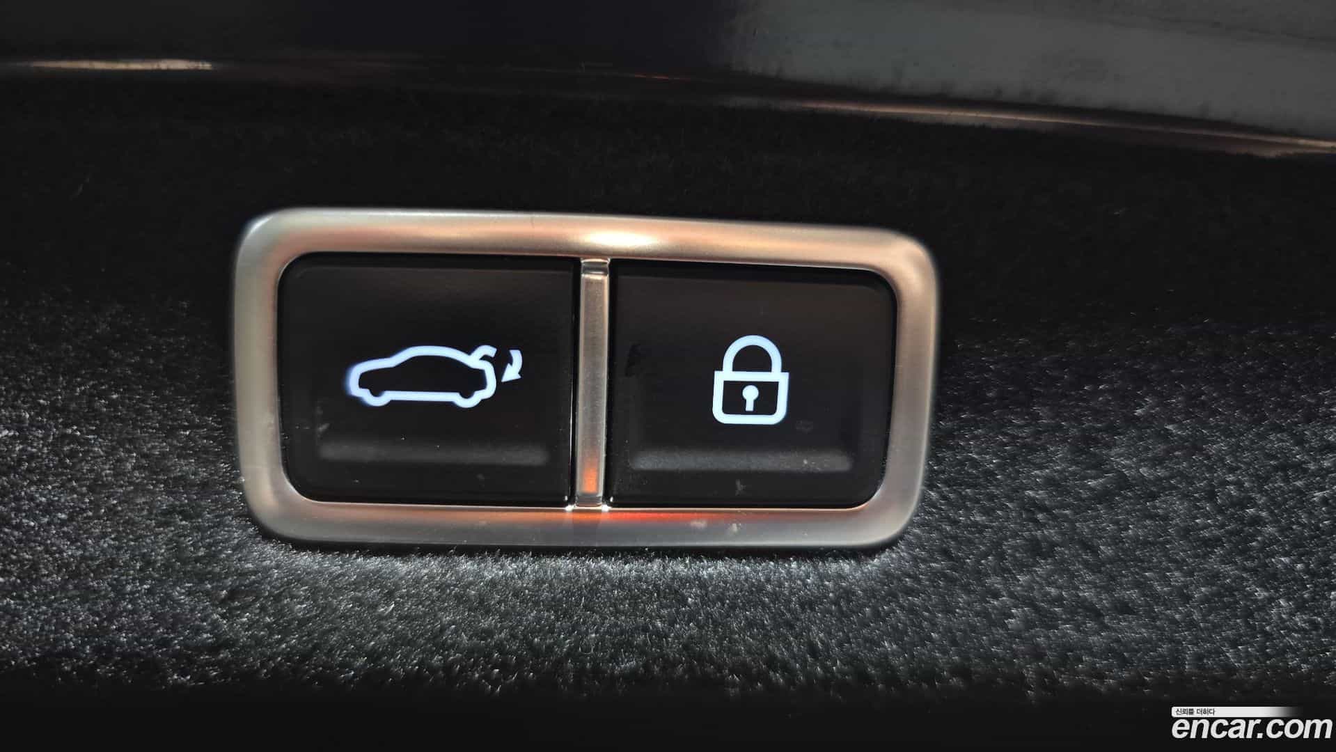 Grandeur Hyundai 2023.4-OPTION-024