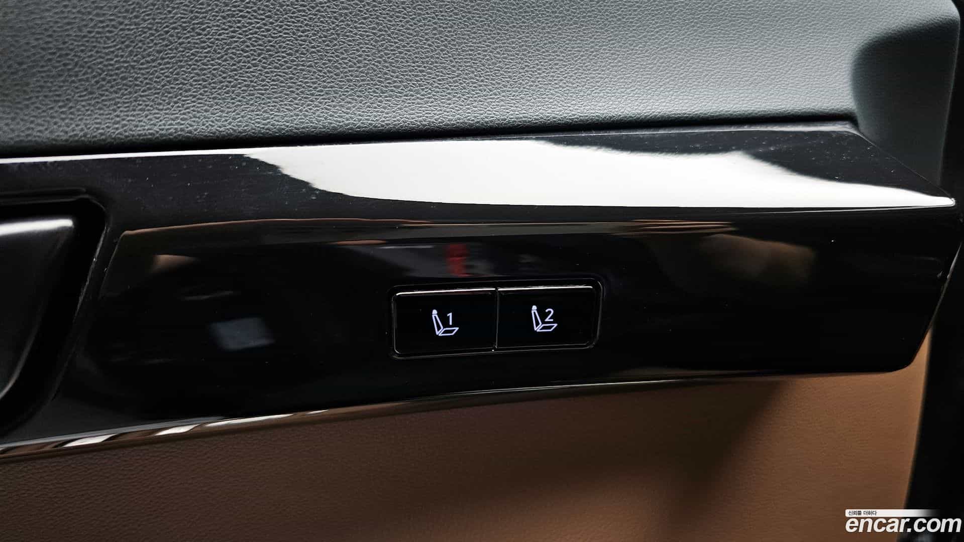 Grandeur Hyundai 2023.4-OPTION-041