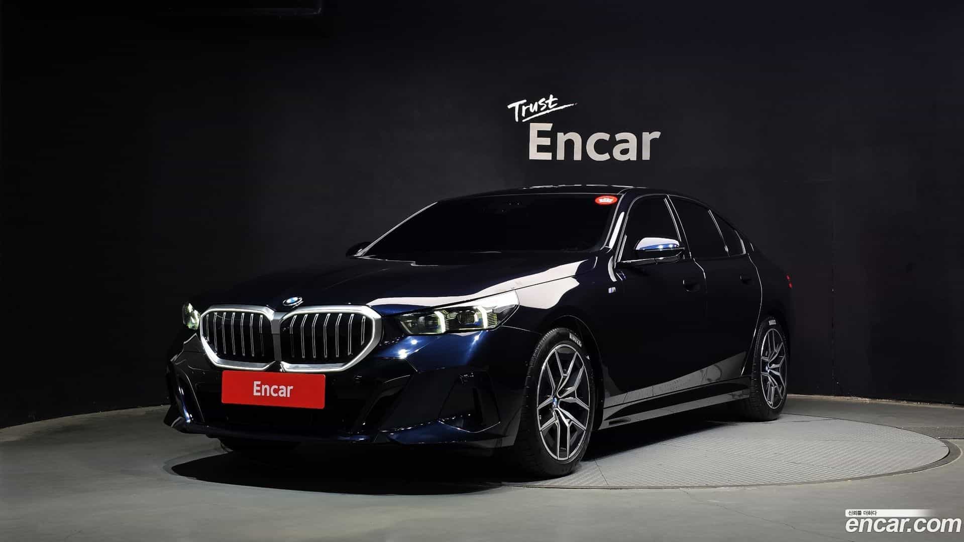5-Series BMW 2025.7-OUTER-001