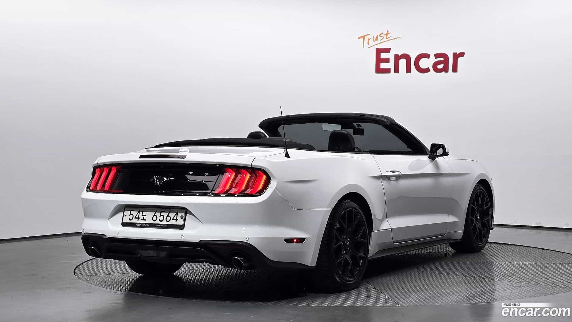 Mustang Ford 2018.7-OUTER-002