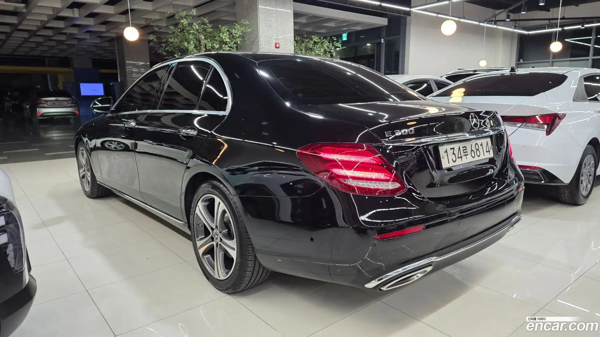 E-Class Mercedes-Benz 2020.6-OUTER-004