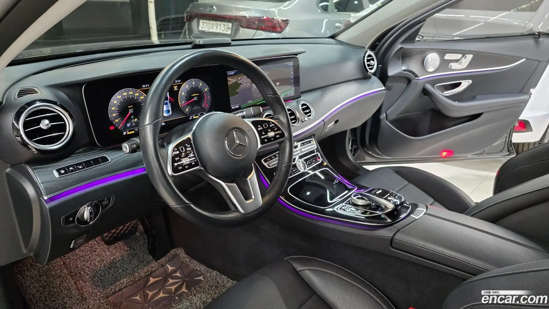 E-Class Mercedes-Benz 2020.6-OPTION-020